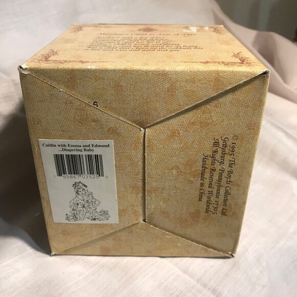 Yesterday's Child Caitlin with Emma & Endmond Diapering Baby Dollstone Figurine - Picture 11 of 12